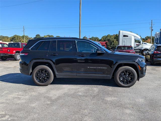 used 2024 Jeep Grand Cherokee car, priced at $43,100