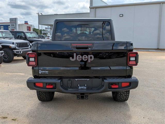 new 2024 Jeep Gladiator car