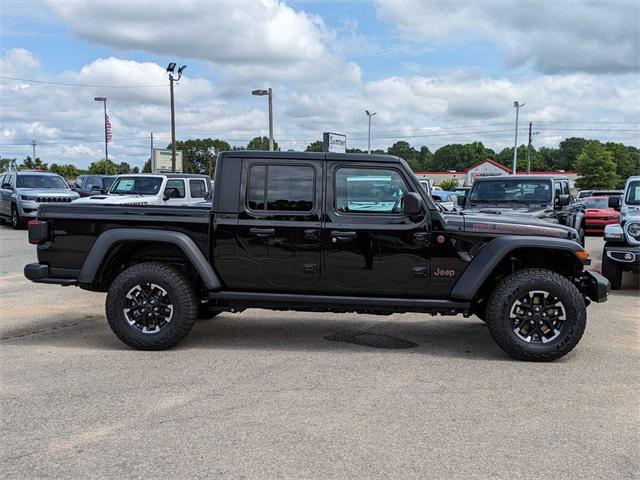 new 2024 Jeep Gladiator car