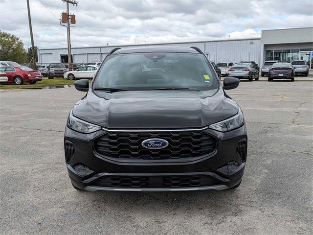 used 2023 Ford Escape car, priced at $20,229