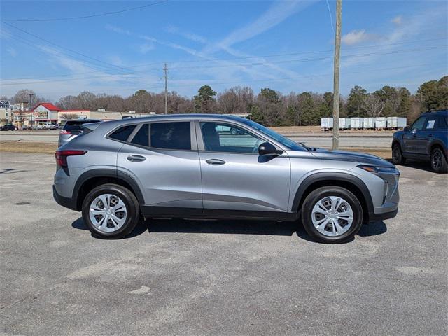 used 2024 Chevrolet Trax car, priced at $22,550