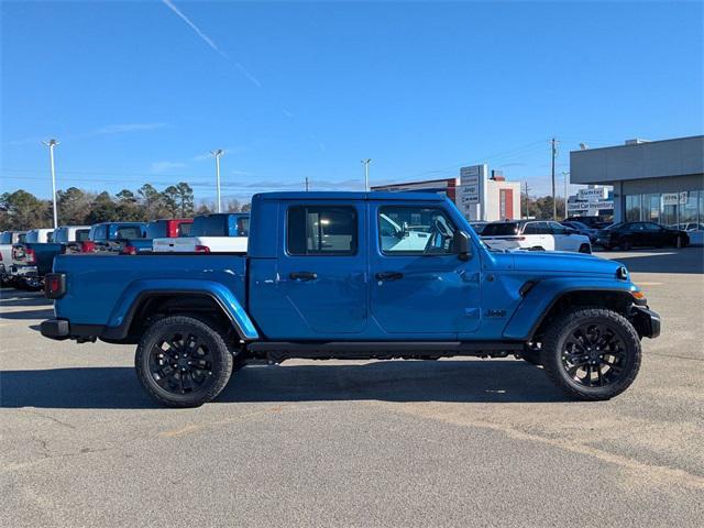 new 2025 Jeep Gladiator car