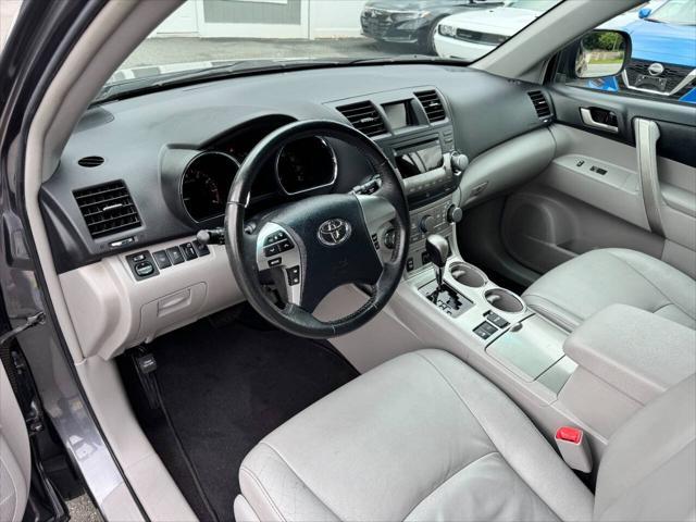 used 2011 Toyota Highlander car, priced at $12,844