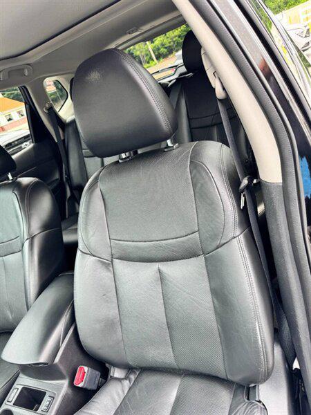 used 2015 Nissan Rogue car, priced at $11,888