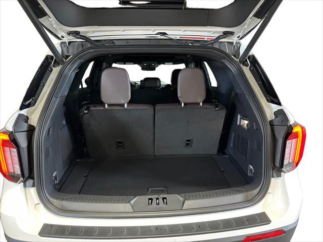 new 2025 Ford Explorer car, priced at $58,510