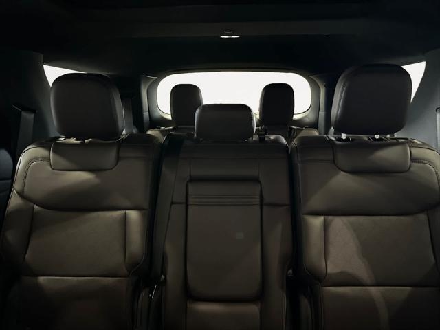 new 2025 Ford Explorer car, priced at $58,510