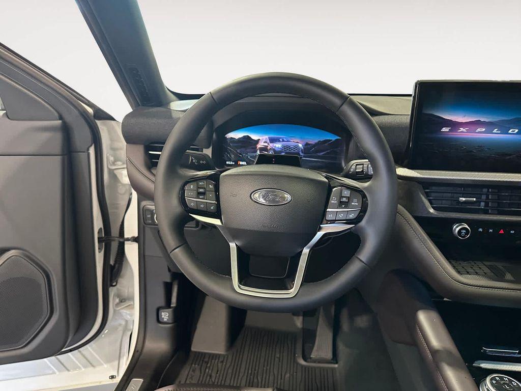 new 2025 Ford Explorer car, priced at $59,585