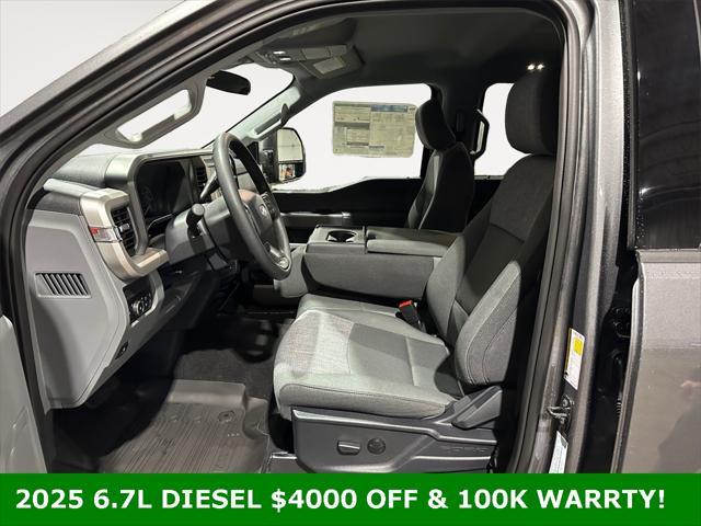 new 2025 Ford F-250 car, priced at $65,070