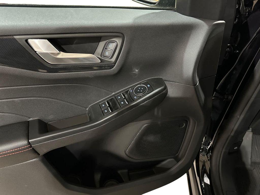 new 2025 Ford Escape car, priced at $34,595