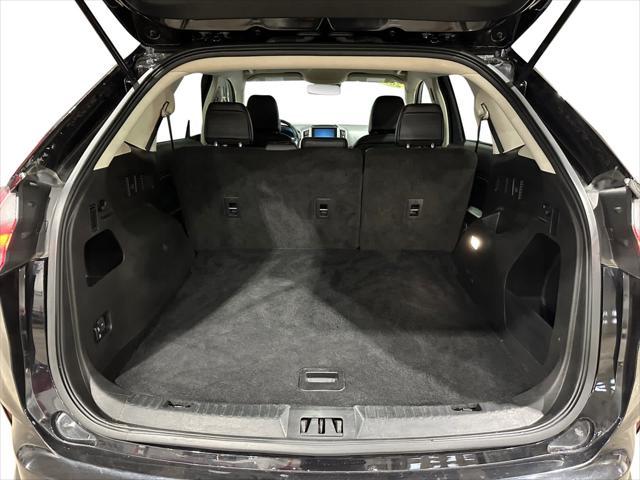 used 2024 Ford Edge car, priced at $27,895