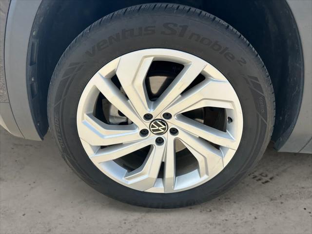 used 2021 Volkswagen Atlas car, priced at $23,995