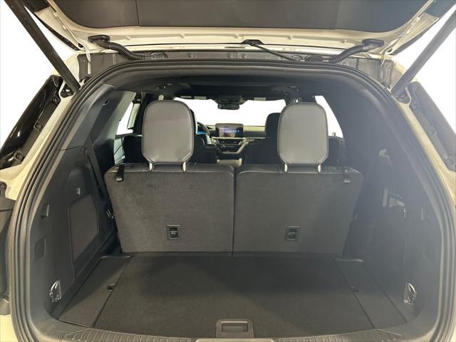 new 2025 Ford Explorer car, priced at $62,520