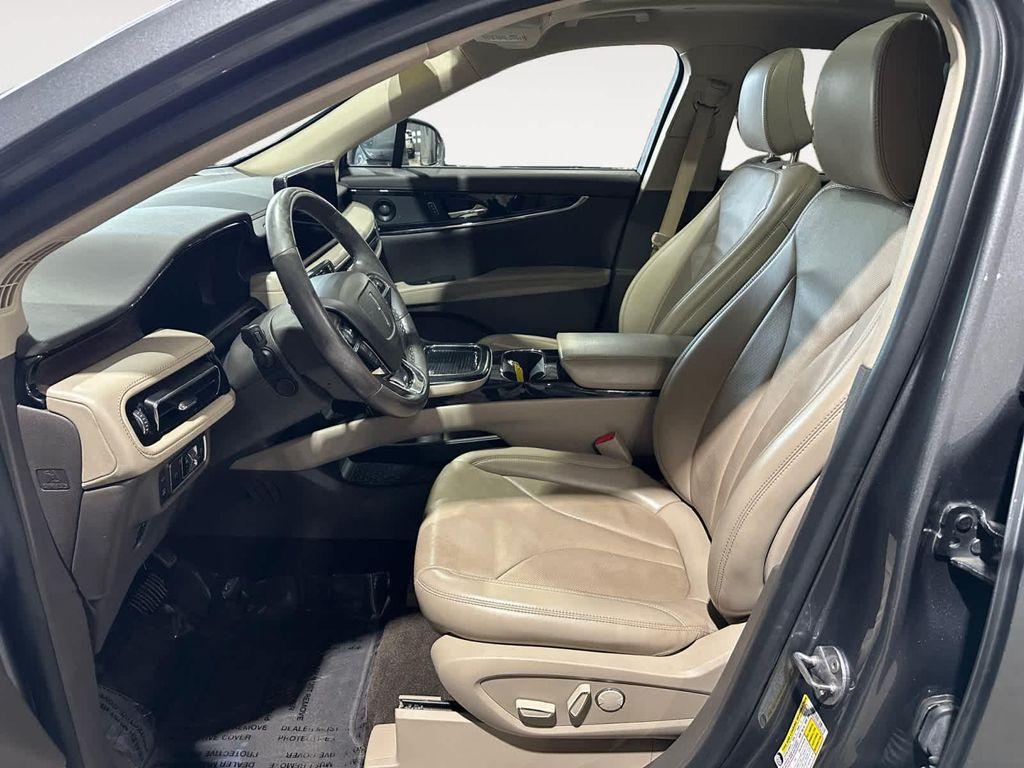 used 2021 Lincoln Nautilus car, priced at $28,995