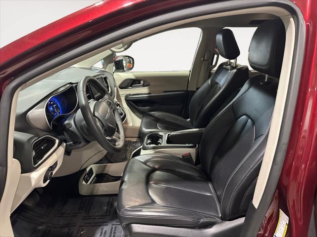 used 2023 Chrysler Pacifica car, priced at $25,495