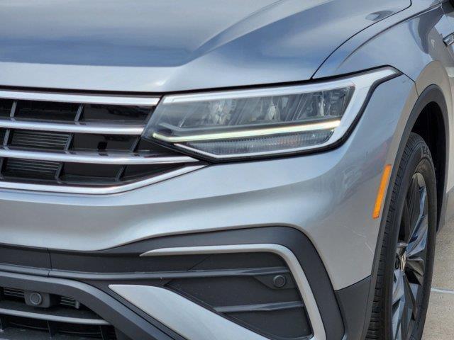 new 2024 Volkswagen Tiguan car, priced at $29,917