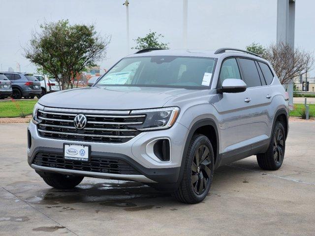 new 2024 Volkswagen Atlas car, priced at $39,569