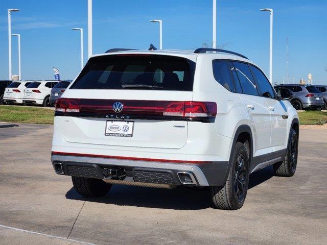 new 2025 Volkswagen Atlas car, priced at $46,094