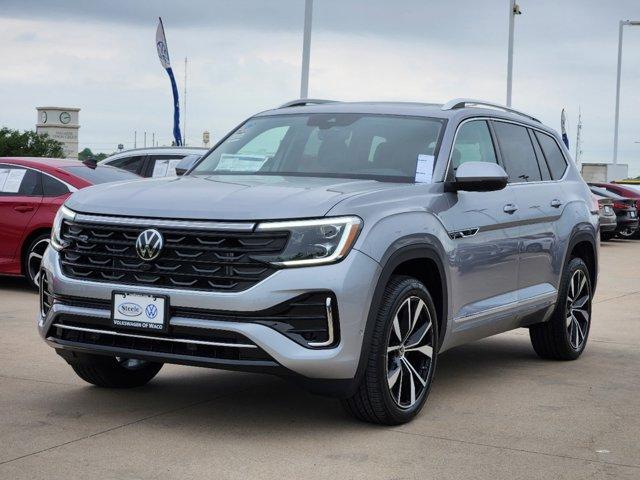 new 2024 Volkswagen Atlas car, priced at $49,254