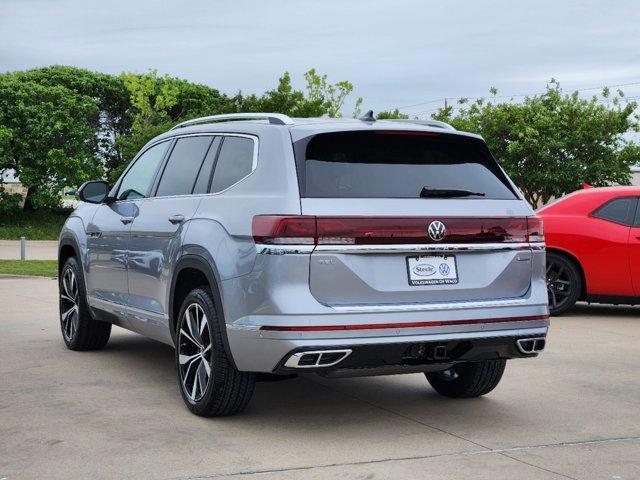 new 2024 Volkswagen Atlas car, priced at $49,254