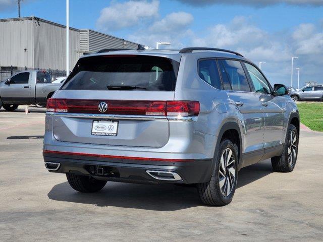 new 2024 Volkswagen Atlas car, priced at $38,823