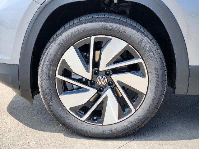 new 2024 Volkswagen Atlas car, priced at $39,963