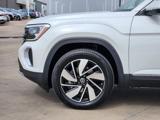 new 2025 Volkswagen Atlas car, priced at $51,306