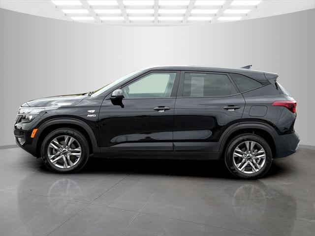 used 2023 Kia Seltos car, priced at $21,000