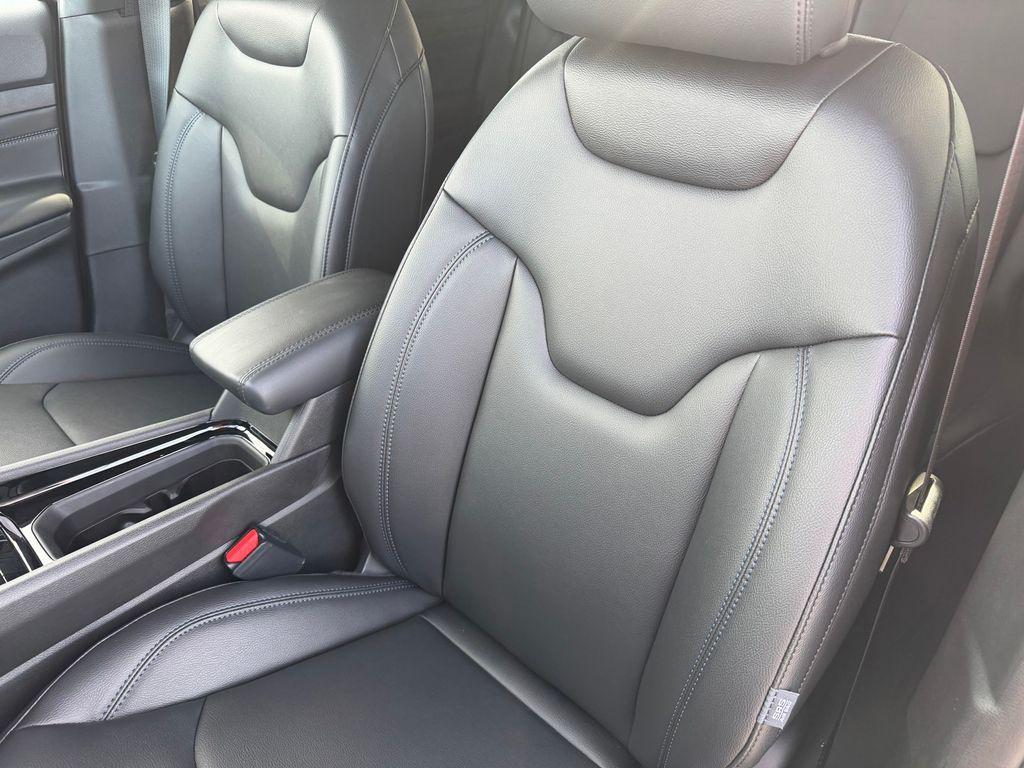 new 2026 Jeep Compass car, priced at $33,122