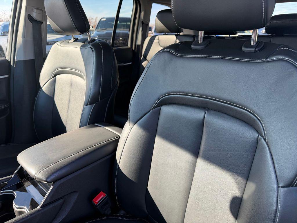 used 2023 Jeep Grand Cherokee car, priced at $30,750