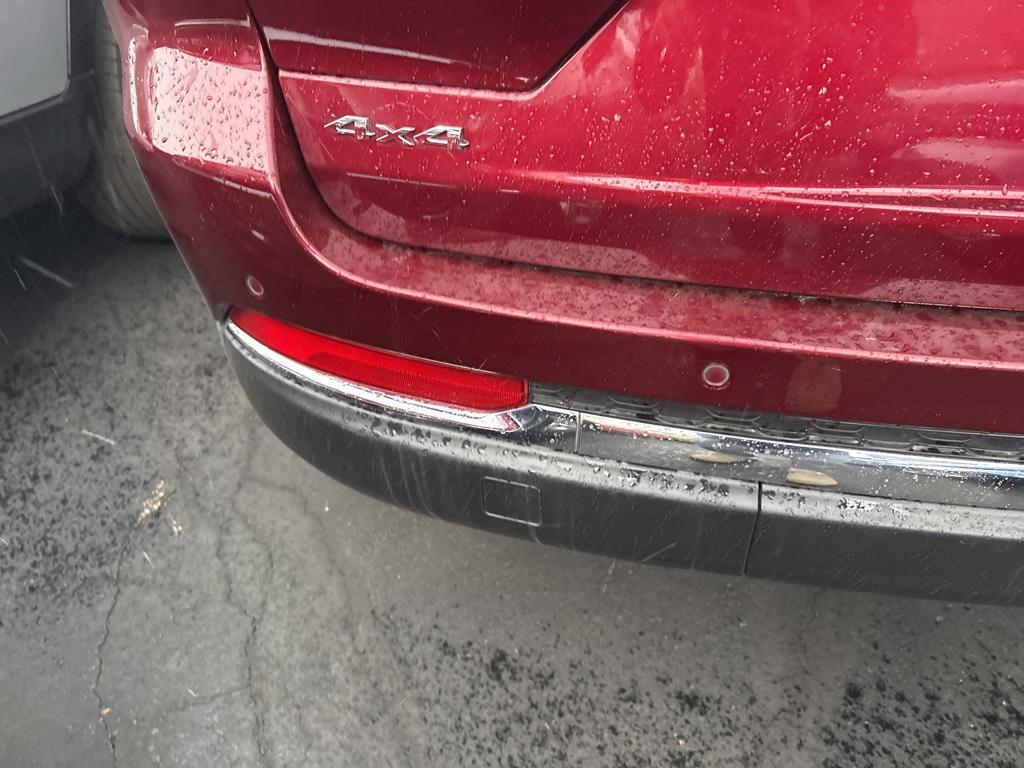 used 2023 Jeep Grand Cherokee car, priced at $32,500