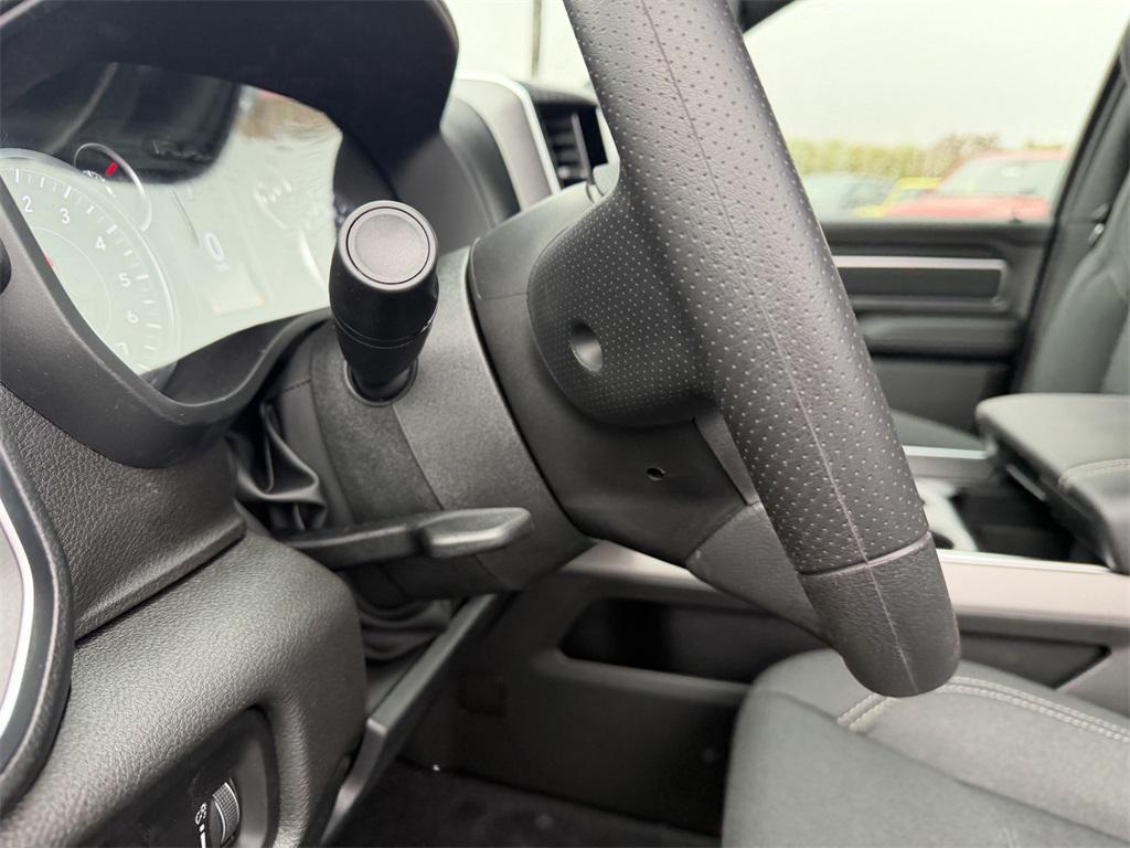 new 2025 Ram 1500 car, priced at $41,679