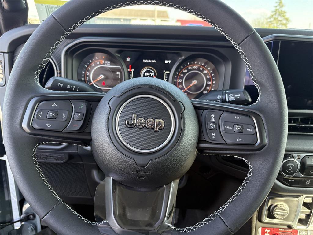 new 2025 Jeep Gladiator car, priced at $45,946