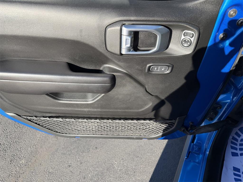 used 2021 Jeep Wrangler car, priced at $28,250