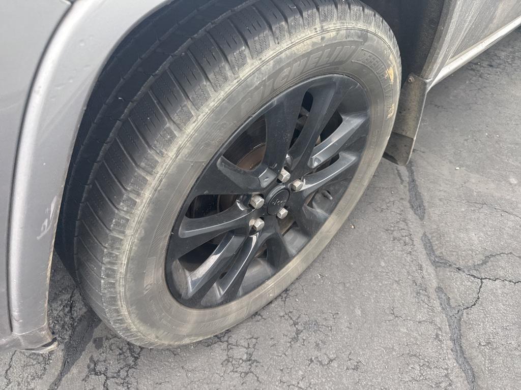 used 2019 Jeep Grand Cherokee car, priced at $17,750