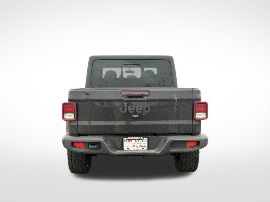 new 2025 Jeep Gladiator car, priced at $38,802