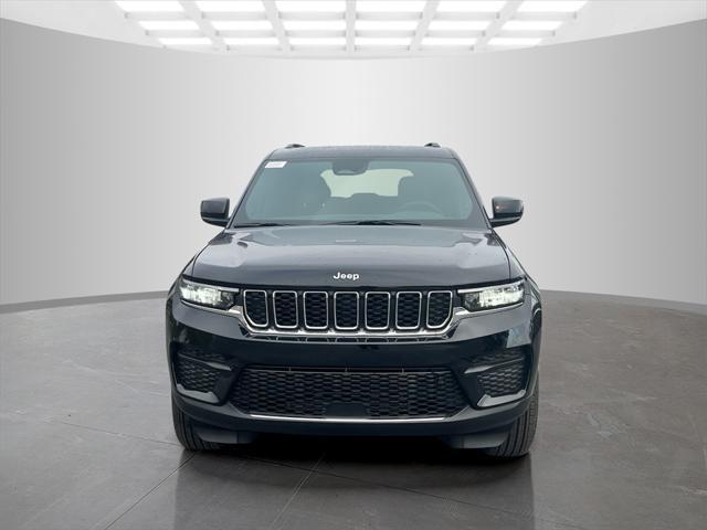 new 2025 Jeep Grand Cherokee car, priced at $39,328