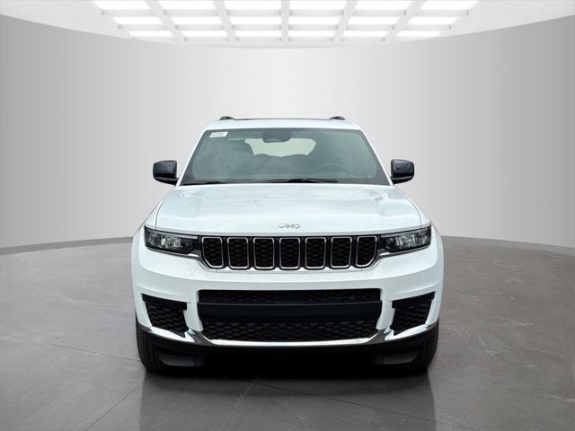 new 2025 Jeep Grand Cherokee L car, priced at $38,039
