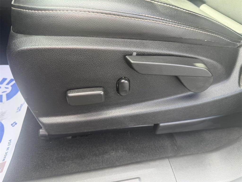 used 2018 GMC Canyon car, priced at $21,500