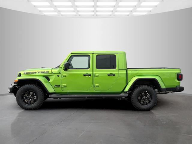 new 2025 Jeep Gladiator car, priced at $45,197