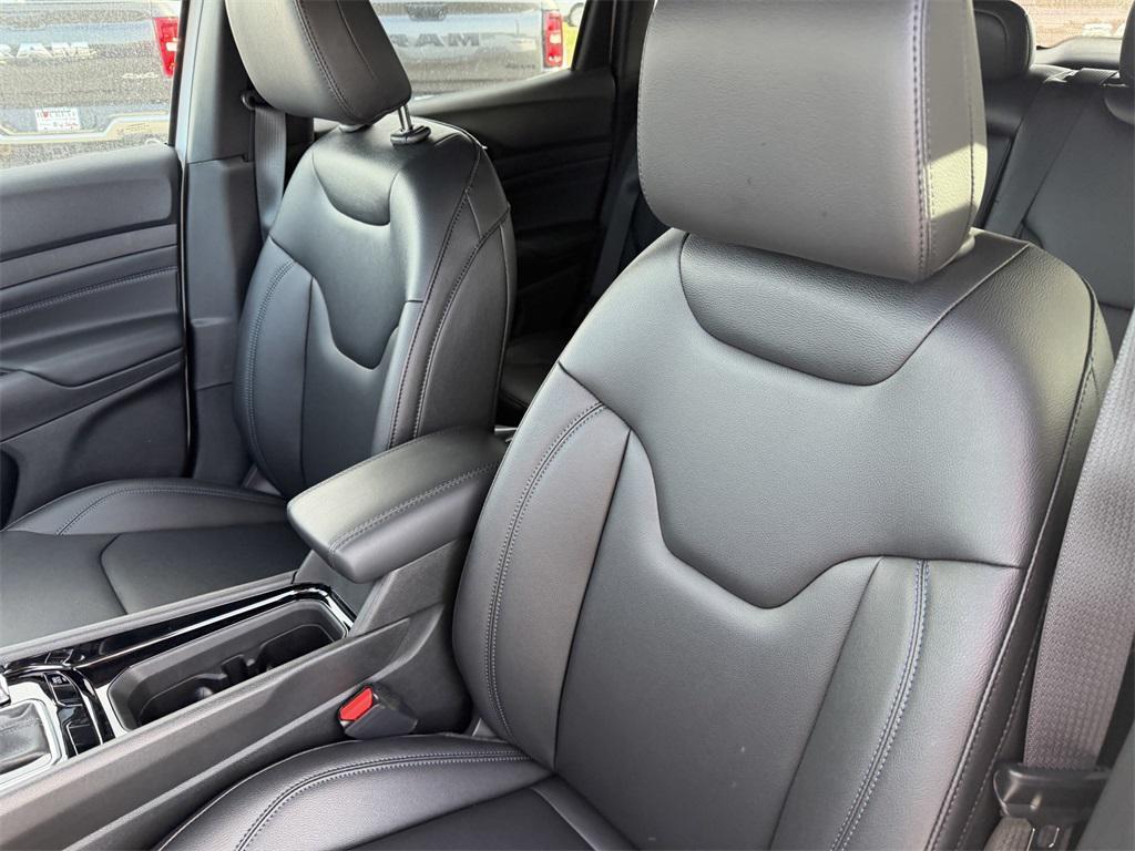 new 2026 Jeep Compass car, priced at $34,030