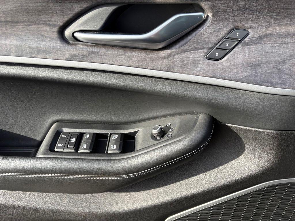 used 2021 Jeep Grand Cherokee L car, priced at $28,750