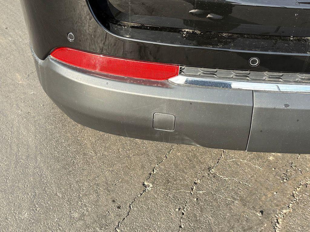 used 2021 Jeep Grand Cherokee L car, priced at $28,750