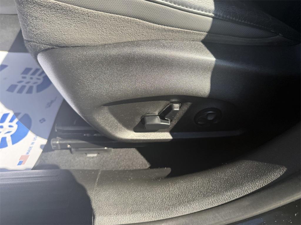 used 2018 Jeep Renegade car, priced at $12,250