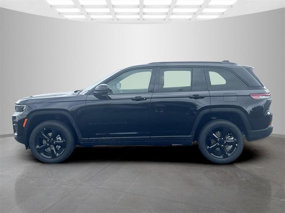 new 2024 Jeep Grand Cherokee car, priced at $40,497