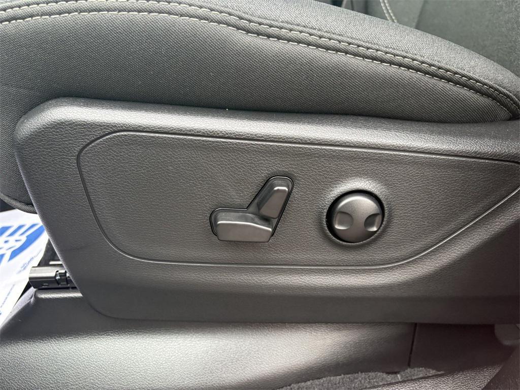 new 2025 Ram 1500 car, priced at $38,590