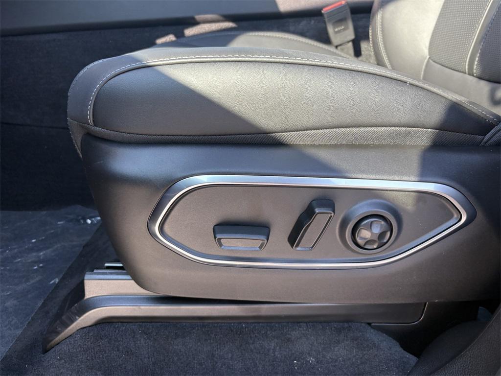 new 2025 Jeep Wagoneer car, priced at $66,049