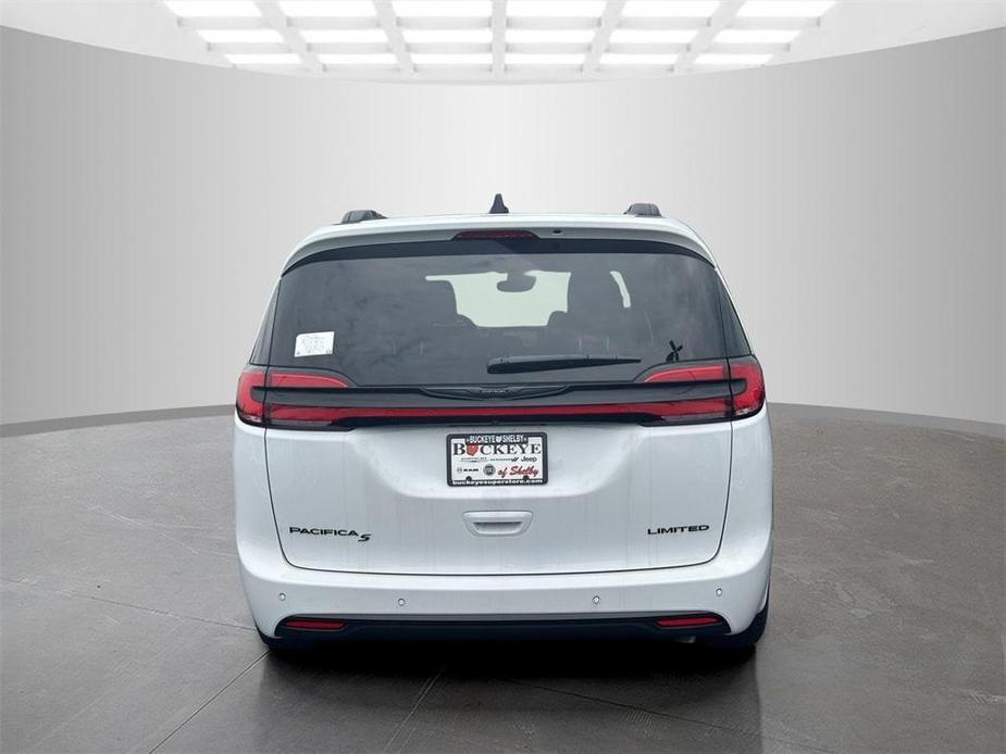 new 2024 Chrysler Pacifica car, priced at $50,843