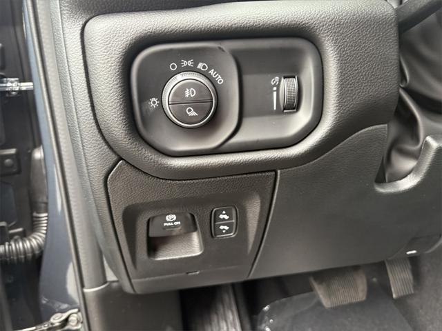 new 2025 Ram 1500 car, priced at $45,557