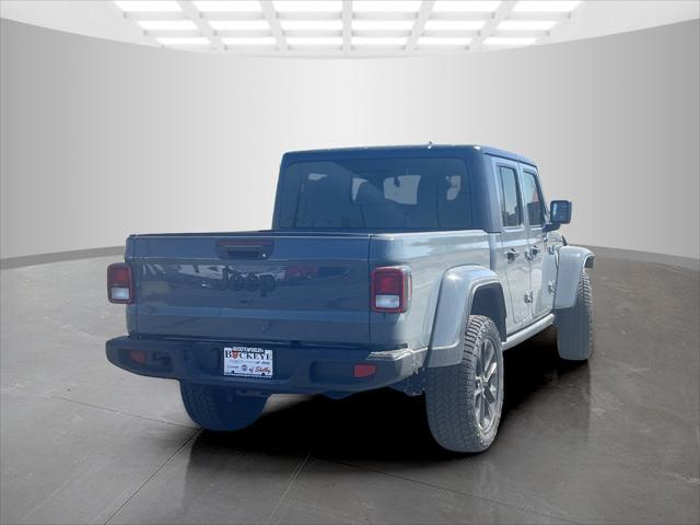 new 2025 Jeep Gladiator car, priced at $41,180