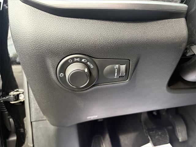 new 2025 Jeep Compass car, priced at $29,090